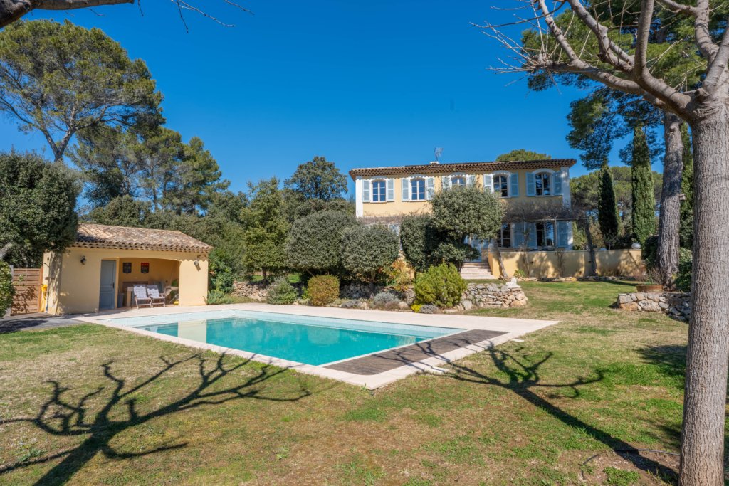 Bastide d'exception à la vente à proximité d'Aix en Provence