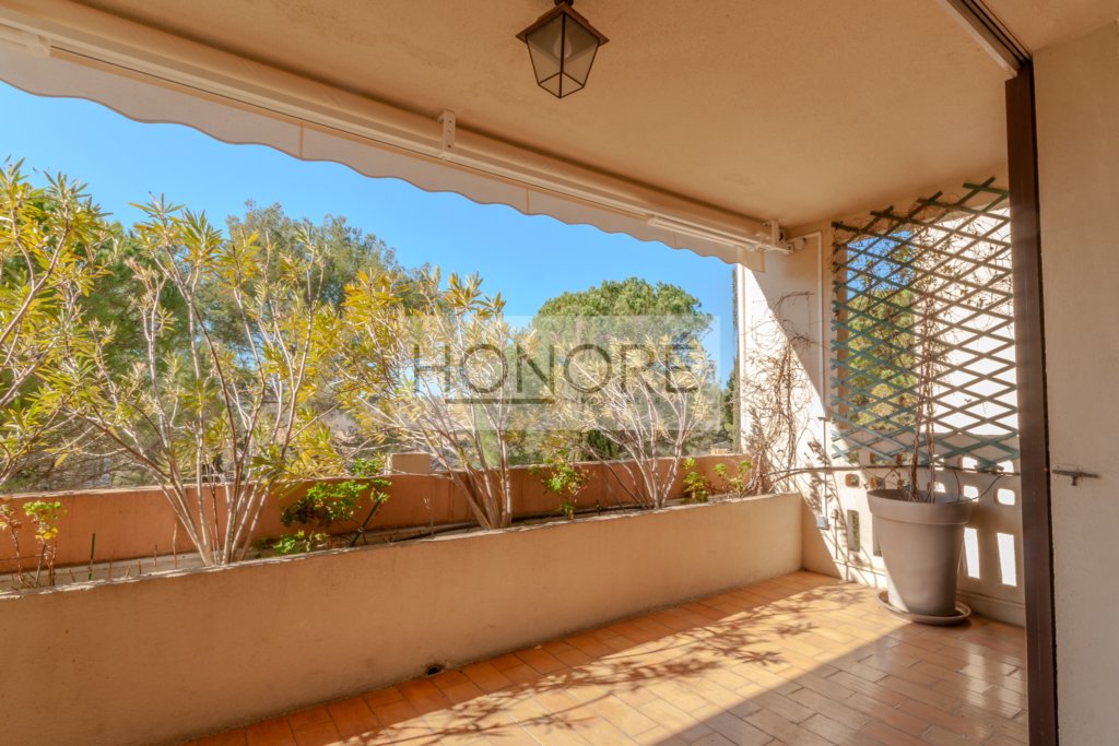 Terrasse d'un appartement au val de la Torse