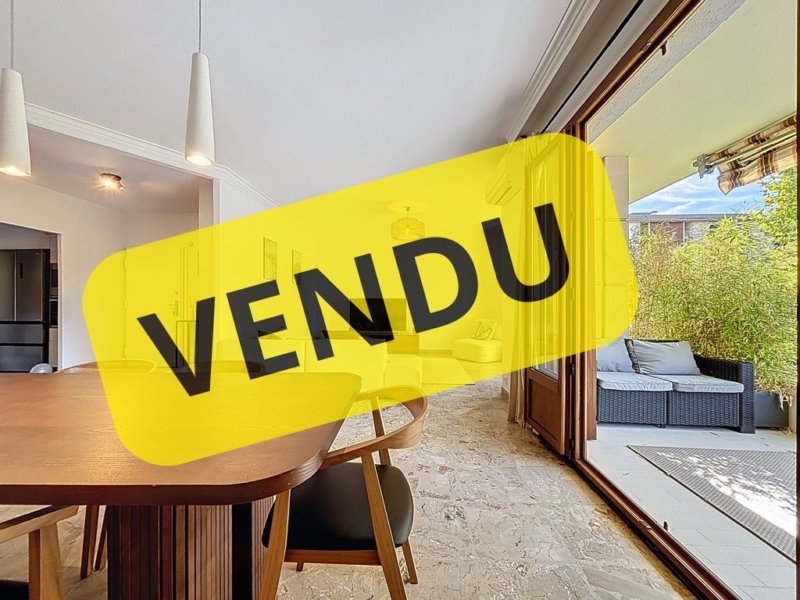 Appartement T4 avec terrasse et box Résidence Le Chambord à Aix en Provence